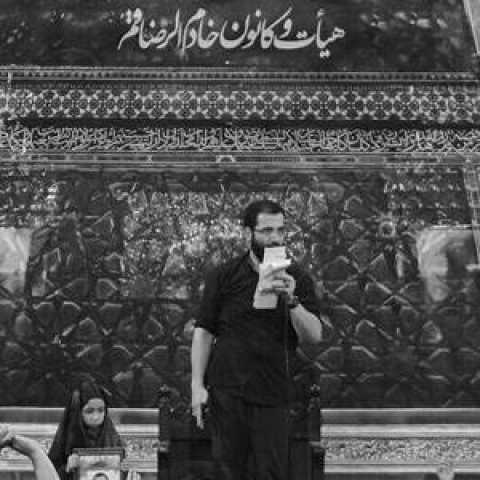 دانلود مداحی قسم به چشم بارونی حاج حسین سیب سرخی